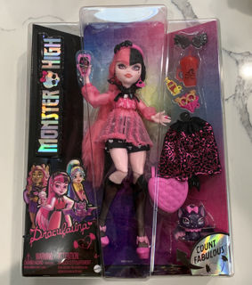 Immagine di Monster High Doll Draculara