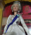 Immagine di Barbie Regina Elizabeth Ii Platinum